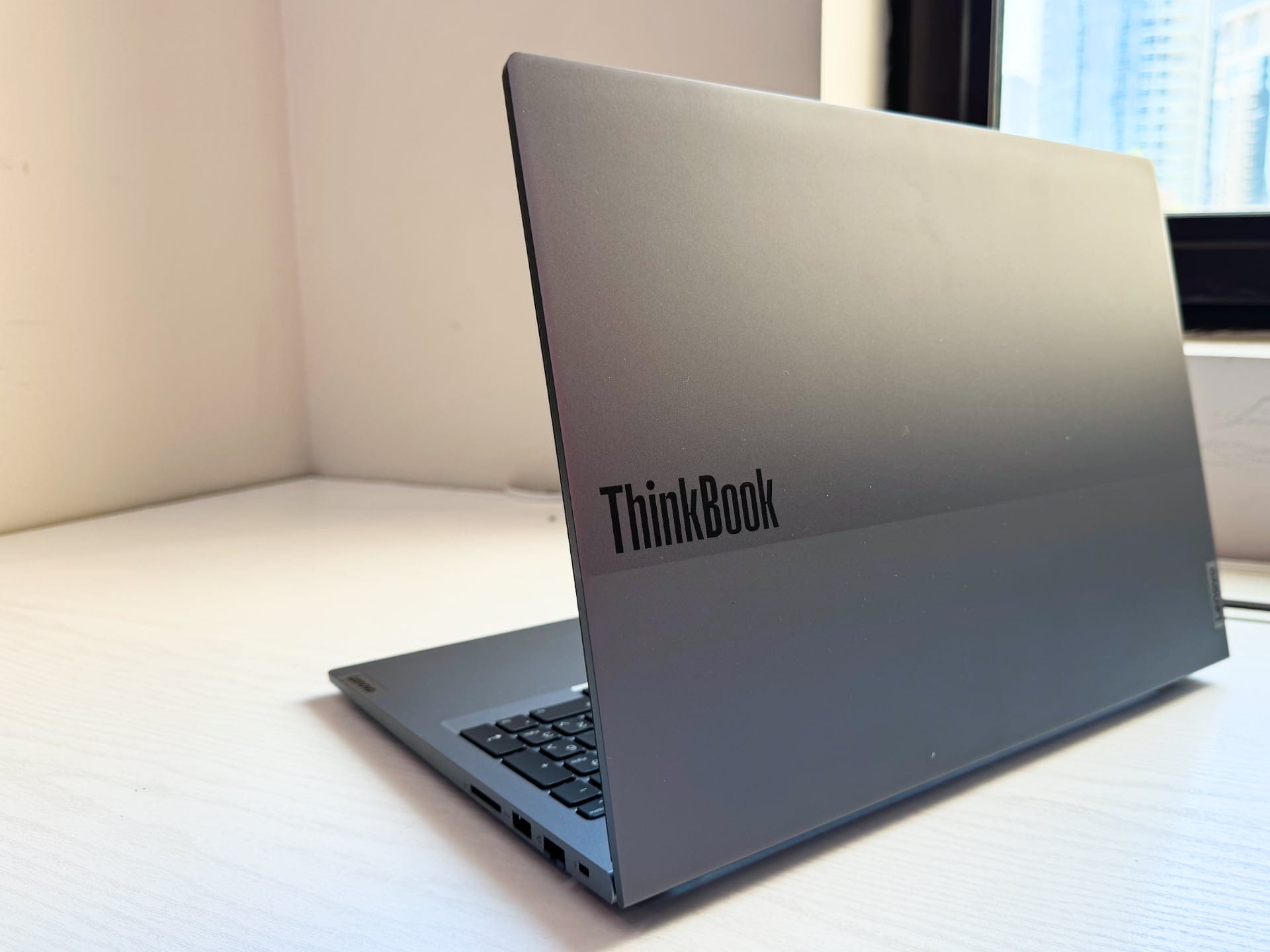 Lenovo ThinkBook 16 G6 Tbreak